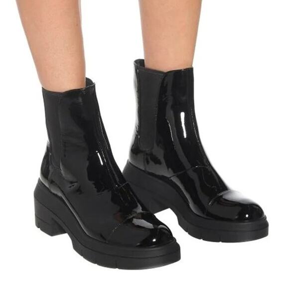 Stuart Weitzman Women 9.5C Black Patent Leather Norah Ankle Chelsea Boot BR20-11 - Picture 1 of 8